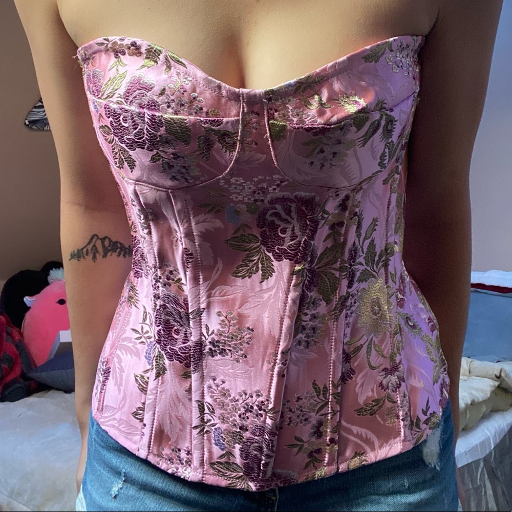 PrettyLittleThing Satin Floral Corset